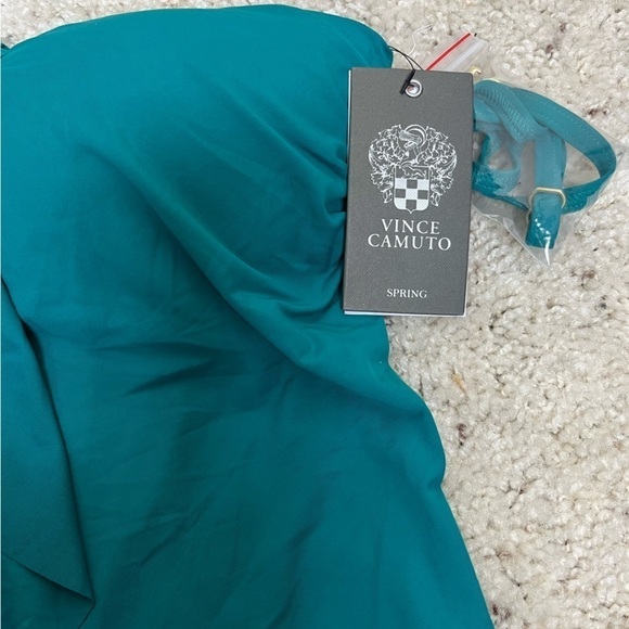 NWT Vince Camuto Bandeau Full Torso With Adjustable Removable Strap Swim Top - Picture 7 of 10